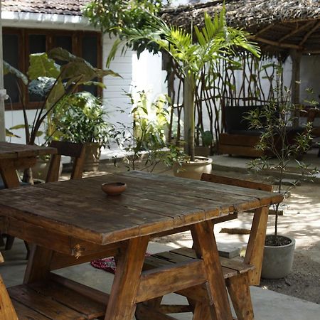 Avalon Apartment Weligama Luaran gambar