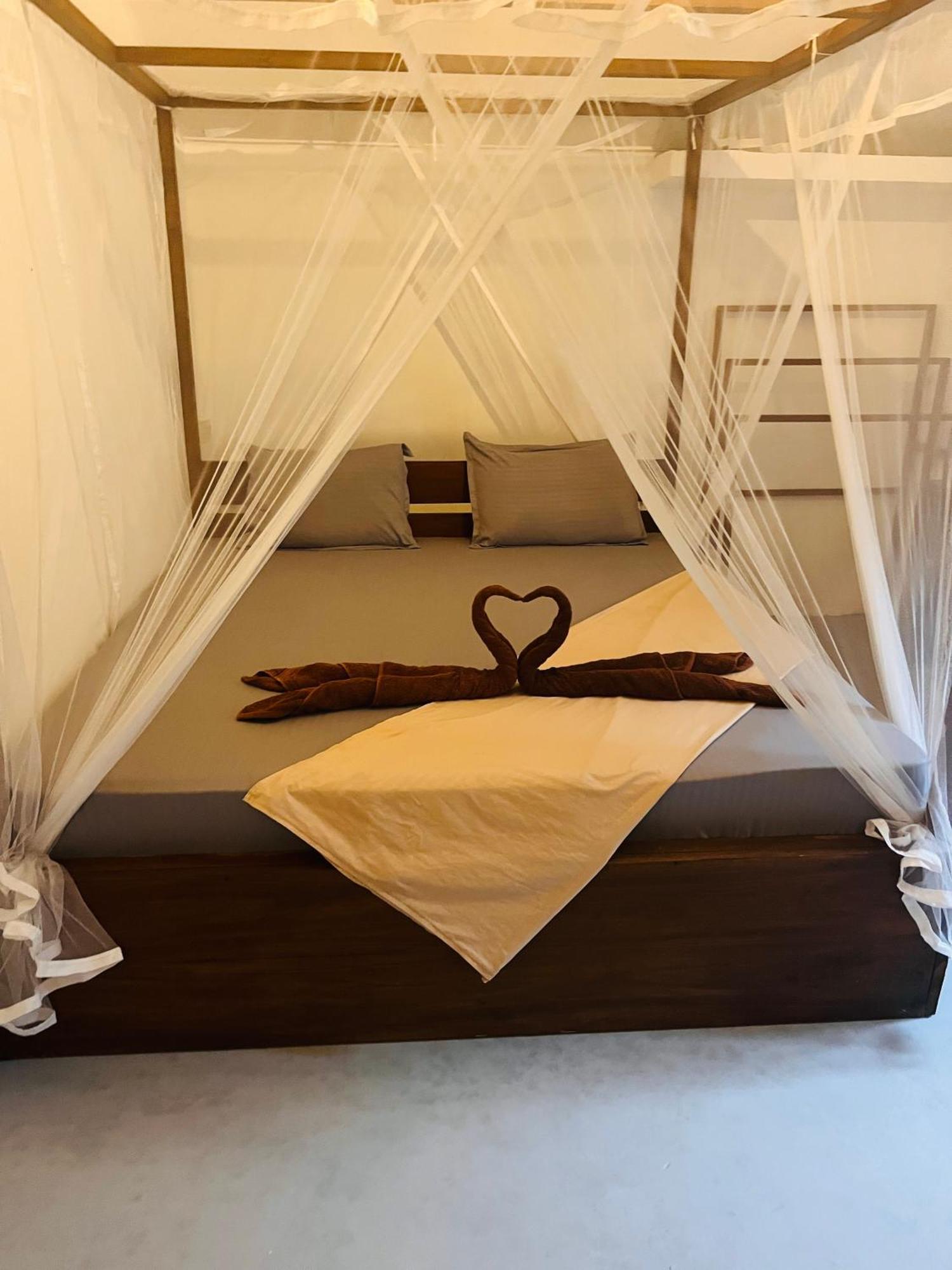 Avalon Apartment Weligama Luaran gambar