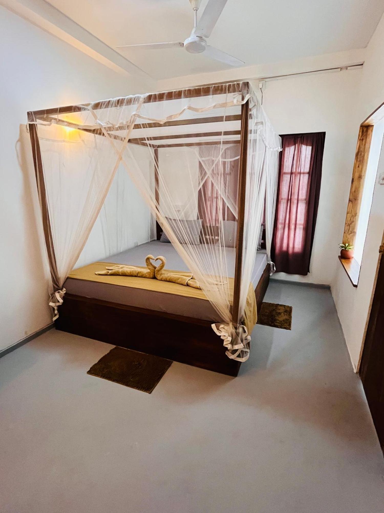 Avalon Apartment Weligama Luaran gambar