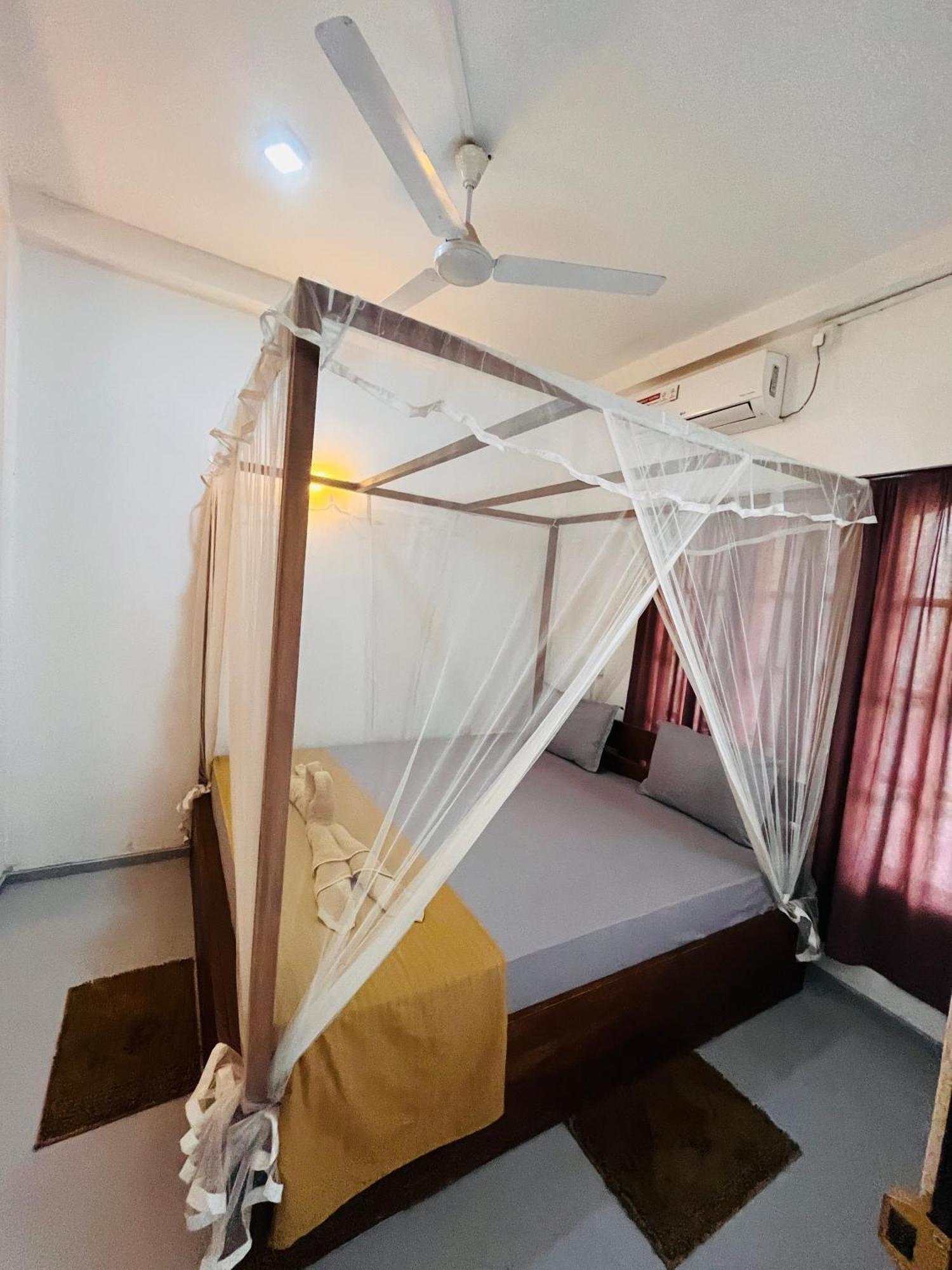 Avalon Apartment Weligama Luaran gambar